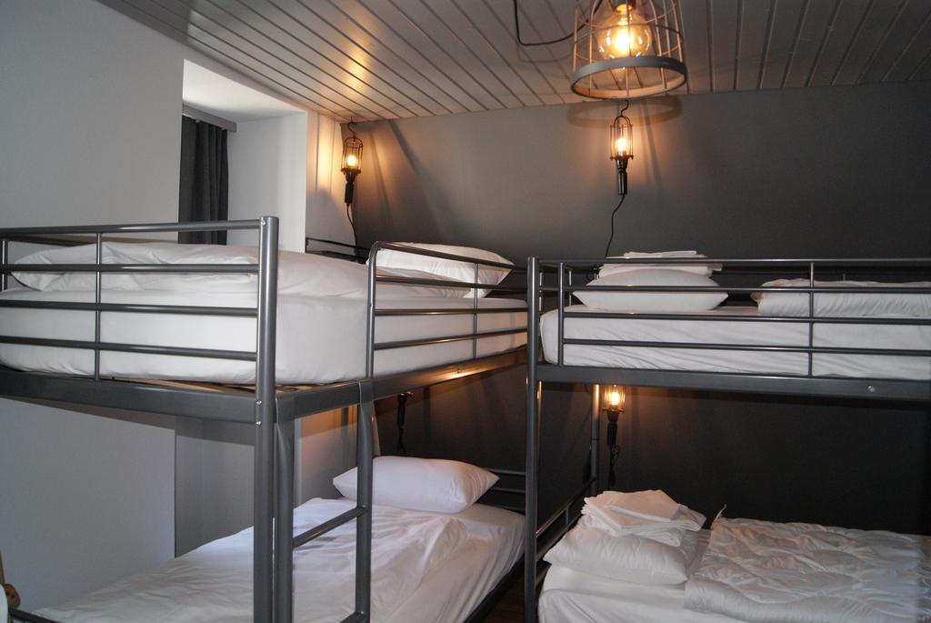 Bed & Bar No.8 - Adults Only Hotel Interlaken Luaran gambar